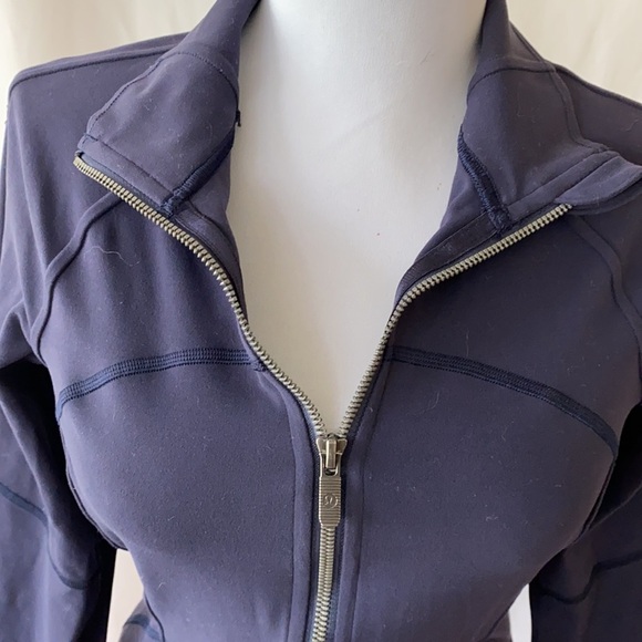 Lululemon Jacket - Picture 2 of 5